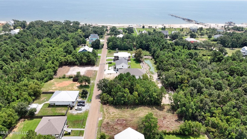 Discover the perfect spot to build your coastal retreat or - Beach Lot for sale in Waveland, Mississippi on Beachhouse.com