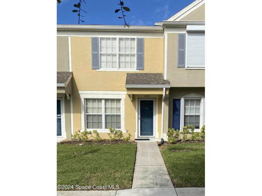 Welcome to this affordable townhome in the sought-after Suntree - Beach Townhome/Townhouse for sale in Melbourne, Florida on Beachhouse.com