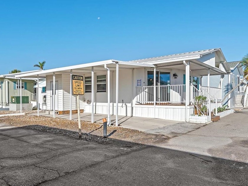 Location, location location! This storm impacted mobile home is - Beach Home for sale in Longboat Key, Florida on Beachhouse.com