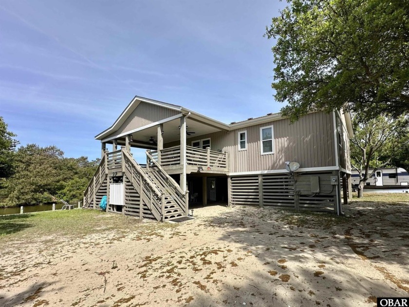 Serene Canalfront retreat in the 4x4 with dock access! Escape to - Beach Home for sale in Corolla, North Carolina on Beachhouse.com