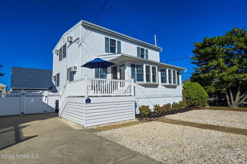 THIS IS THE ONE YOU HAVE BEEN WAITING FOR!  Desirable north end - Beach Home for sale in Lavallette, New Jersey on Beachhouse.com