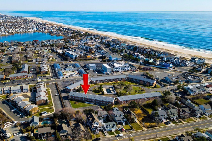 ''Bayhead by the Sea'' - This 1 bedroom, upstairs unit will - Beach Condo for sale in Point Pleasant Beach, New Jersey on Beachhouse.com
