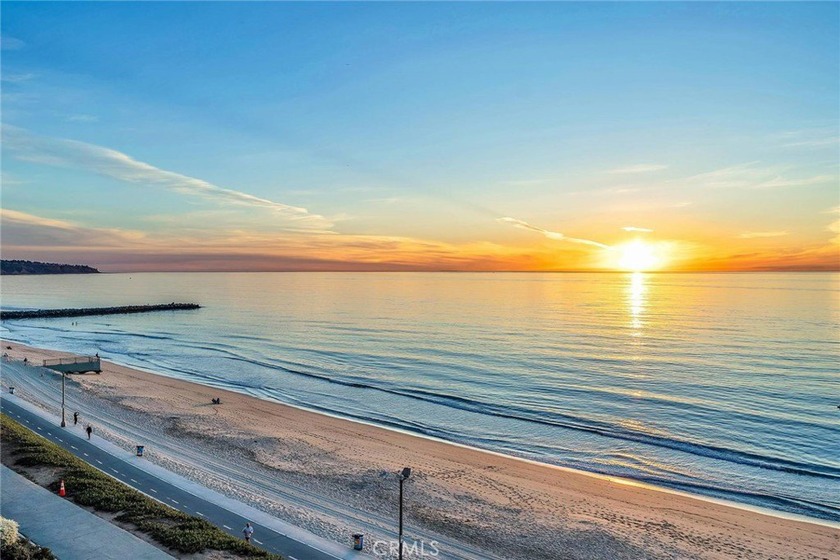 Rare ocean-view penthouse perched above the Pacific along the - Beach Condo for sale in Redondo Beach, California on Beachhouse.com