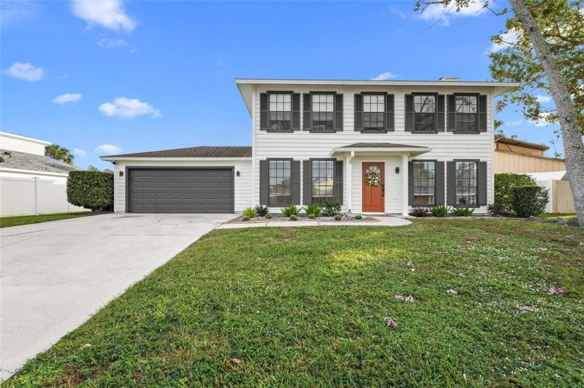 Welcome to Glenbrooke! This beautifully updated 3-bedroom, 2 - Beach Home for sale in Sarasota, Florida on Beachhouse.com