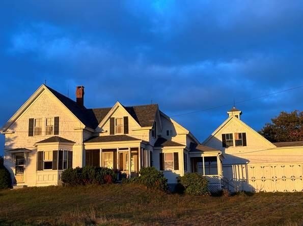 Sunny, charming yet roomy 1880's farmhouse with lots of - Beach Home for sale in Gouldsboro, Maine on Beachhouse.com
