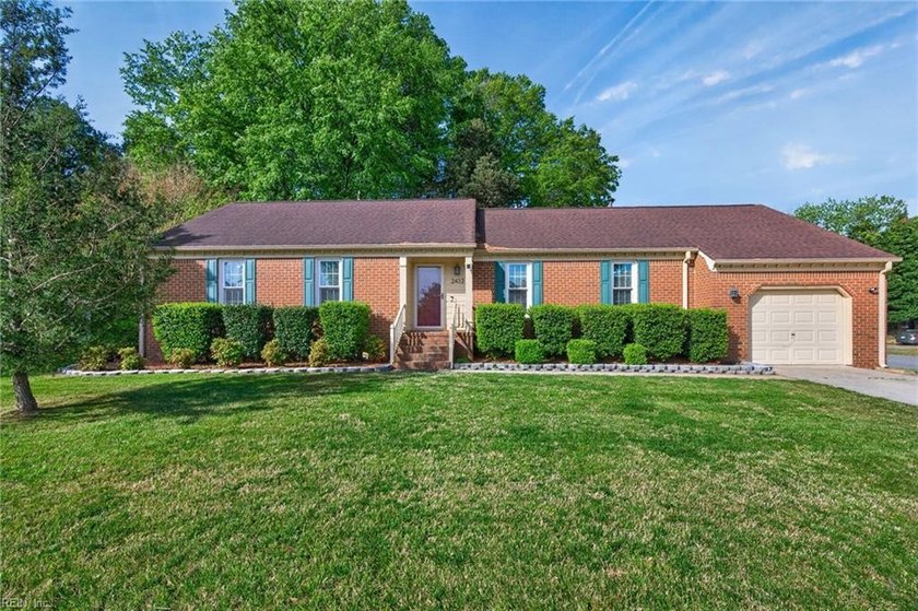 Beautifully updated and maintained brick ranch in highly - Beach Home for sale in Chesapeake, Virginia on Beachhouse.com