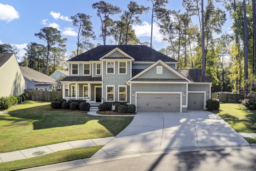 Here is your opportunity to own a stunning traditional style - Beach Home for sale in Summerville, South Carolina on Beachhouse.com