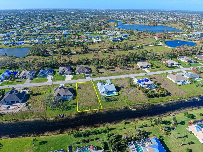 Buildable WATERFRONT Lot! 80 ft of fresh water canal frontage! - Beach Lot for sale in Rotonda West, Florida on Beachhouse.com
