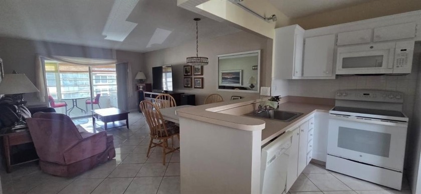 Beautifully maintained 2 bedroom, 2 bath condo in a desirable - Beach Condo for sale in Lauderdale Lakes, Florida on Beachhouse.com