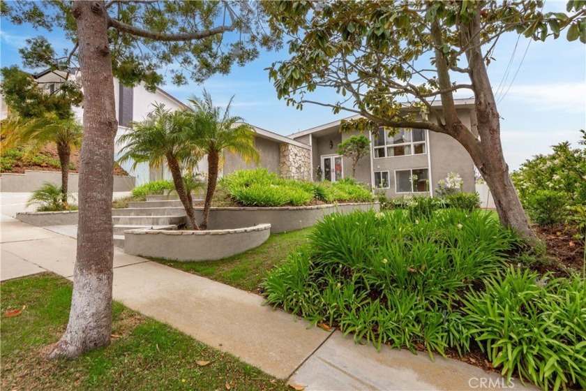 Perfection with a View! Your Dream Home Awaits in Los - Beach Home for sale in Rancho Palos Verdes, California on Beachhouse.com
