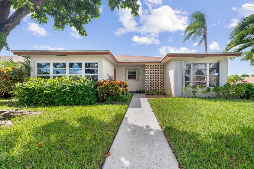 This beautifully renovated 2BR/2BA corner villa is filled with - Beach Home for sale in Delray Beach, Florida on Beachhouse.com