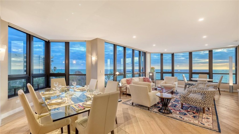 This stunning retreat seamlessly combines modern comfort - Beach Condo for sale in Longboat Key, Florida on Beachhouse.com