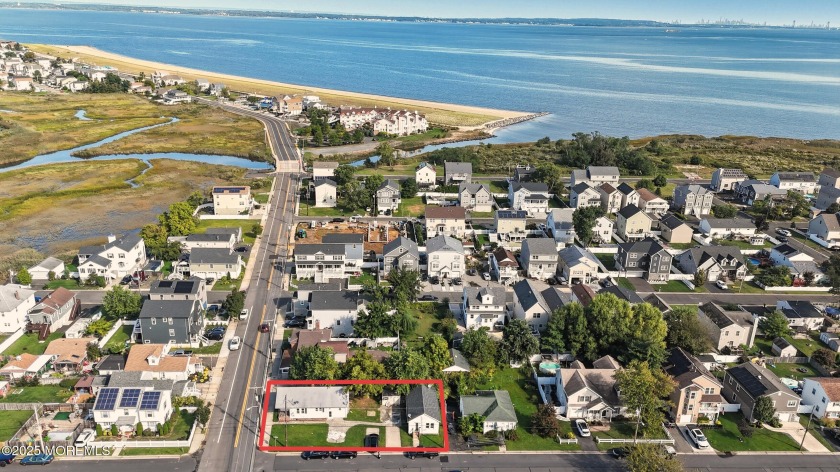 Two for One in Union Beach Two houses on one lot - great - Beach Home for sale in Union Beach, New Jersey on Beachhouse.com