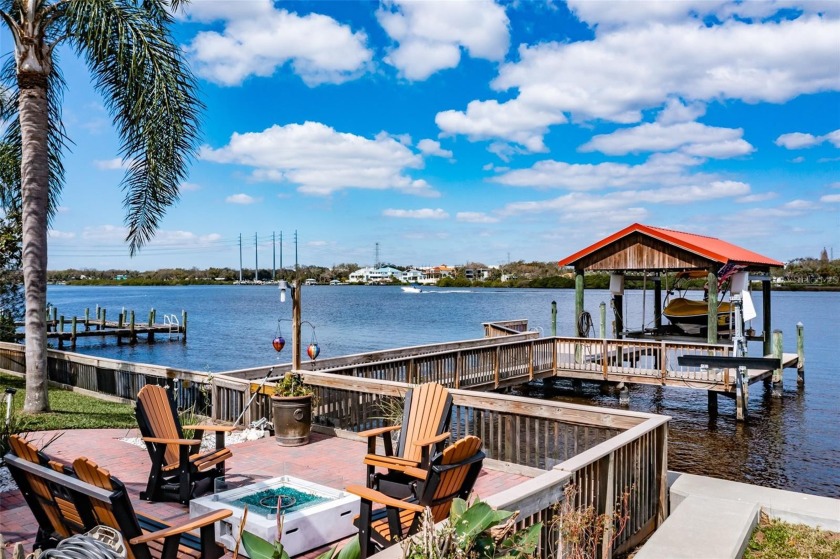 Location...Location...Welcome to your stunning waterfront home - Beach Home for sale in Gibsonton, Florida on Beachhouse.com