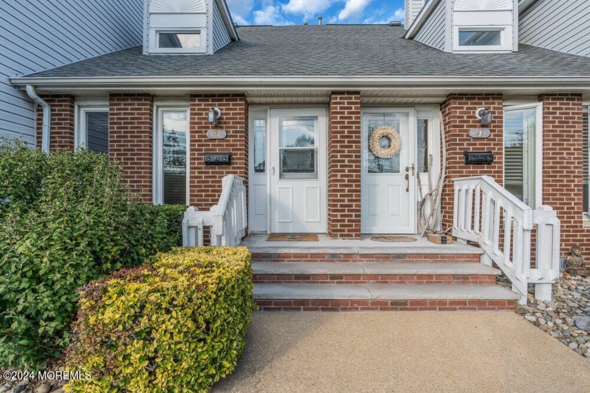 DON'T MISS THE EXPANDED ONE-BEDROOM TOWNHOME IN SOUGHT AFTER - Beach Condo for sale in Monmouth Beach, New Jersey on Beachhouse.com