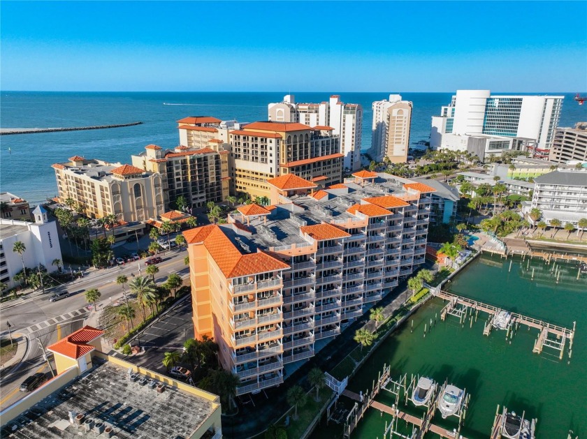 One of a kind TURN KEY FULLY FURNISHED INVESTMENT PROPERTY in - Beach Condo for sale in Clearwater, Florida on Beachhouse.com