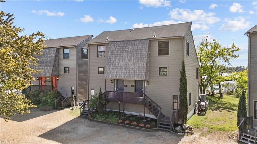 Wake up to breathtaking waterfront views in this charming condo - Beach Condo for sale in Norfolk, Virginia on Beachhouse.com