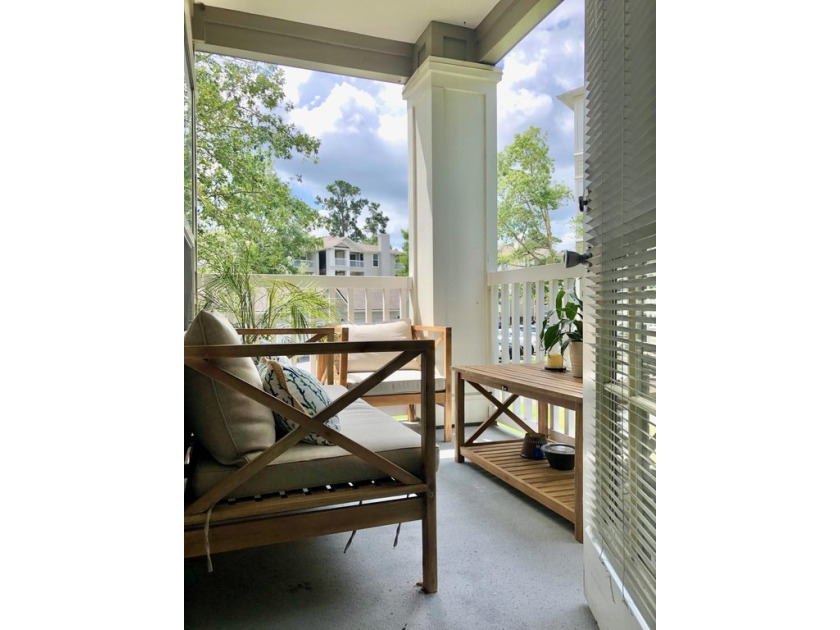 First floor unit in well located Peninsula on James Island! Just - Beach Home for sale in Charleston, South Carolina on Beachhouse.com