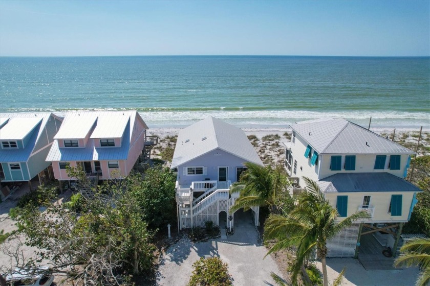 CHARMING BEACHFRONT COTTAGE Located on the pristine & peaceful - Beach Home for sale in Placida, Florida on Beachhouse.com