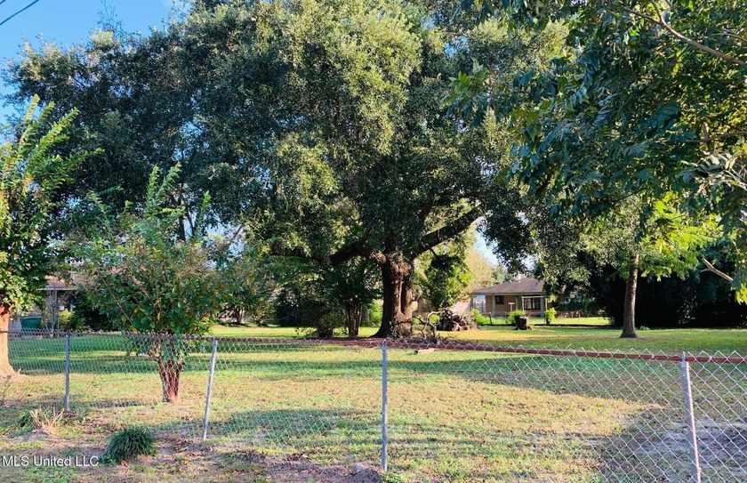 Beautiful 0.29-acre lot in the desirable Great Southern Golf - Beach Lot for sale in Gulfport, Mississippi on Beachhouse.com