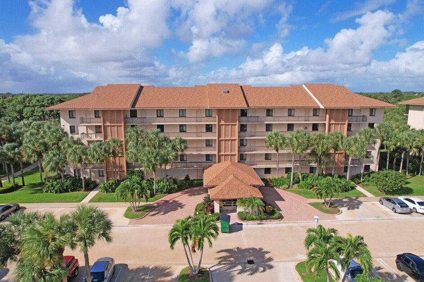 The View Never Gets Old as you sit on your back patio and watch - Beach Condo for sale in Jupiter, Florida on Beachhouse.com