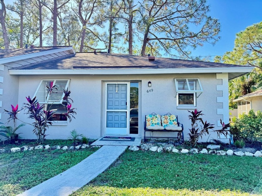 This 2-bedroom, 2-bath condo near Sarasota's vibrant downtown is - Beach Home for sale in Sarasota, Florida on Beachhouse.com