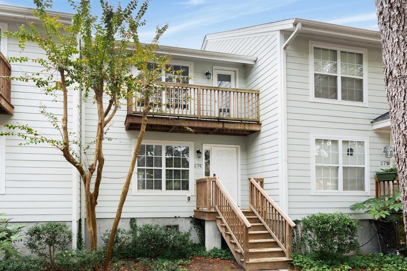 Stunning marshfront townhome offered fully furnished and move-in - Beach Home for sale in Charleston, South Carolina on Beachhouse.com