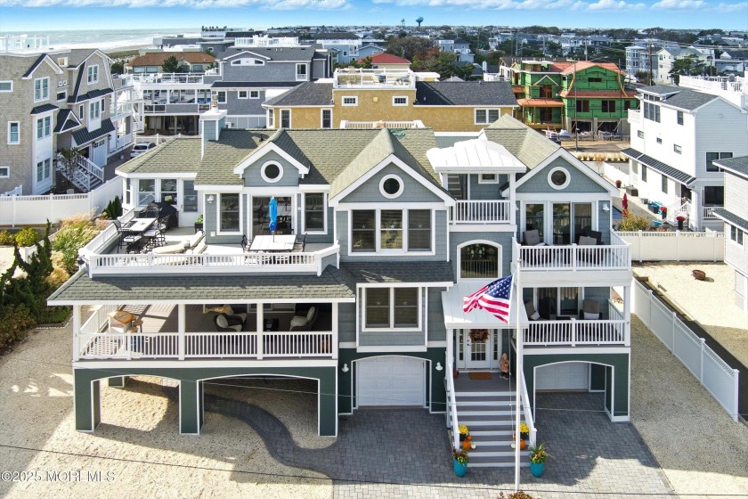 Magnificent custom built coastal contemporary first off the - Beach Home for sale in Long Beach Island, New Jersey on Beachhouse.com
