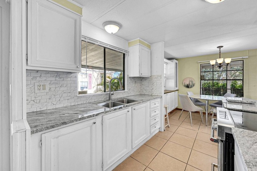 (Ver abajo para espanol)  Welcome to your dream home in Coral - Beach Home for sale in Margate, Florida on Beachhouse.com