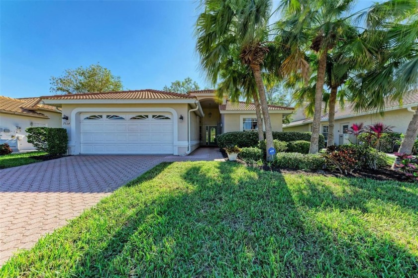 Under contract-accepting backup offers. Welcome to Fairway Lakes - Beach Home for sale in Sarasota, Florida on Beachhouse.com