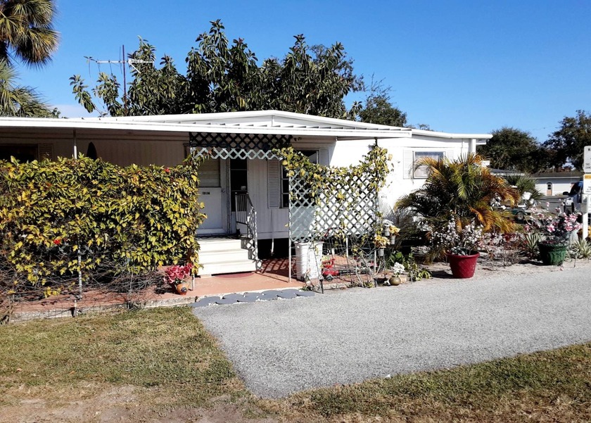 Come see this beautiful home in Lake Padgett, Land O Lakes! - Beach Home for sale in Land O Lakes, Florida on Beachhouse.com