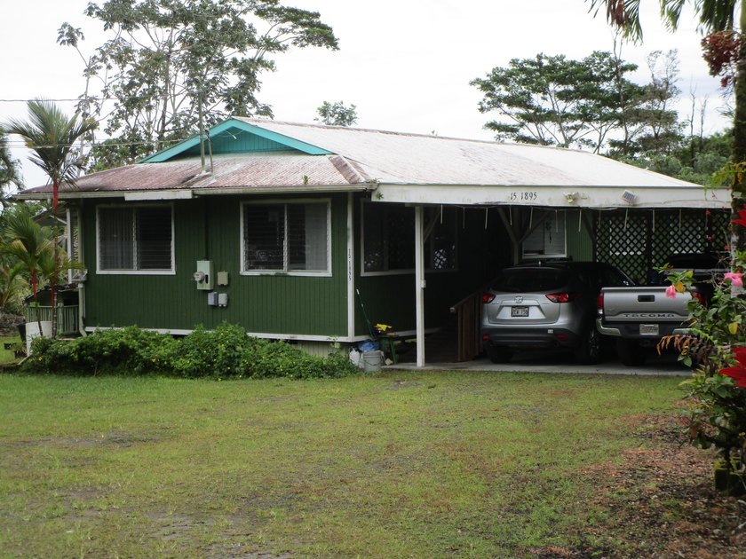 Cute and cozy 3-bedroom and 2 bath home located on paved 23rd - Beach Home for sale in Keaau, Hawaii on Beachhouse.com