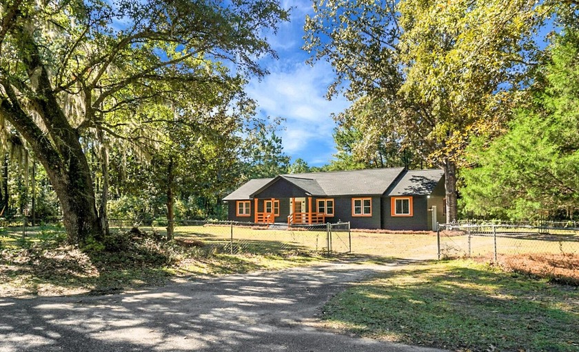 Exquisite Ranch Retreat on 2.82 Acres! Fully Remodeled with - Beach Home for sale in Hollywood, South Carolina on Beachhouse.com