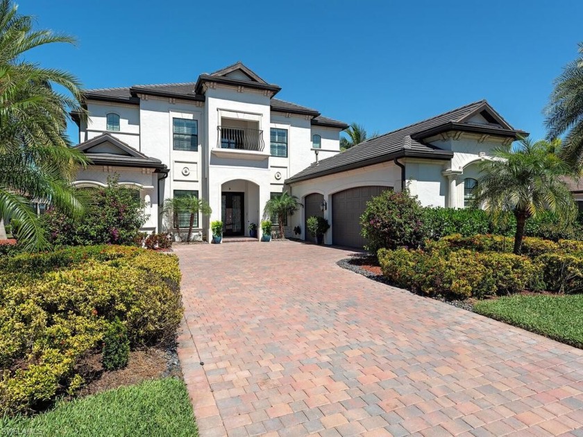 IMMEDIATE GOLF MEMBERSHIP.  Welcome to Resort Style living - Beach Home for sale in Naples, Florida on Beachhouse.com