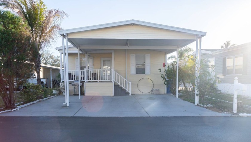 This is the one! How about the perfect home in an ideal location - Beach Home for sale in Tampa, Florida on Beachhouse.com