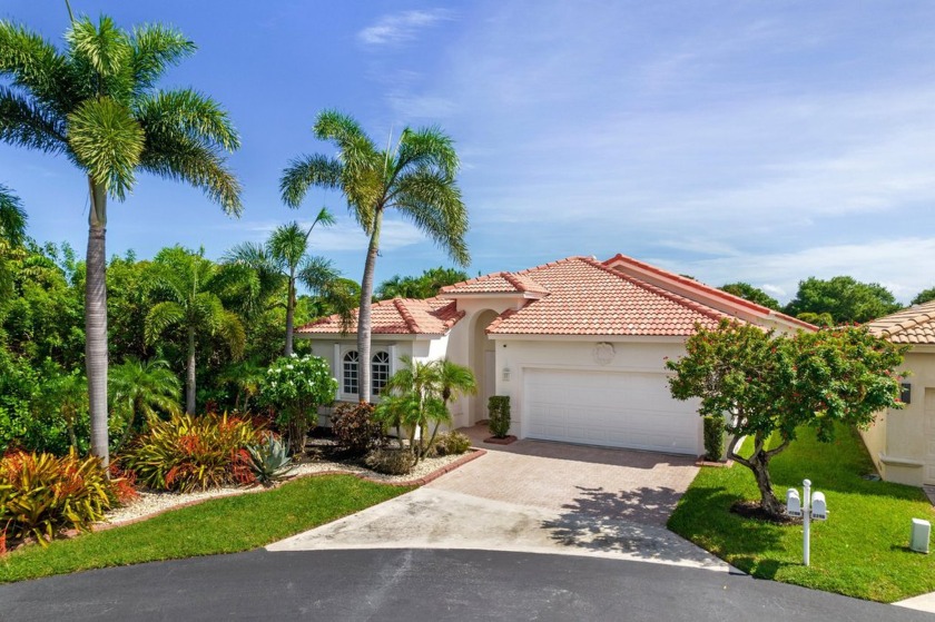 GORGEOUS COURTYARD HOME | SOUGHT-AFTER BOCA PRESERVE | PRIVATE - Beach Home for sale in Boca Raton, Florida on Beachhouse.com