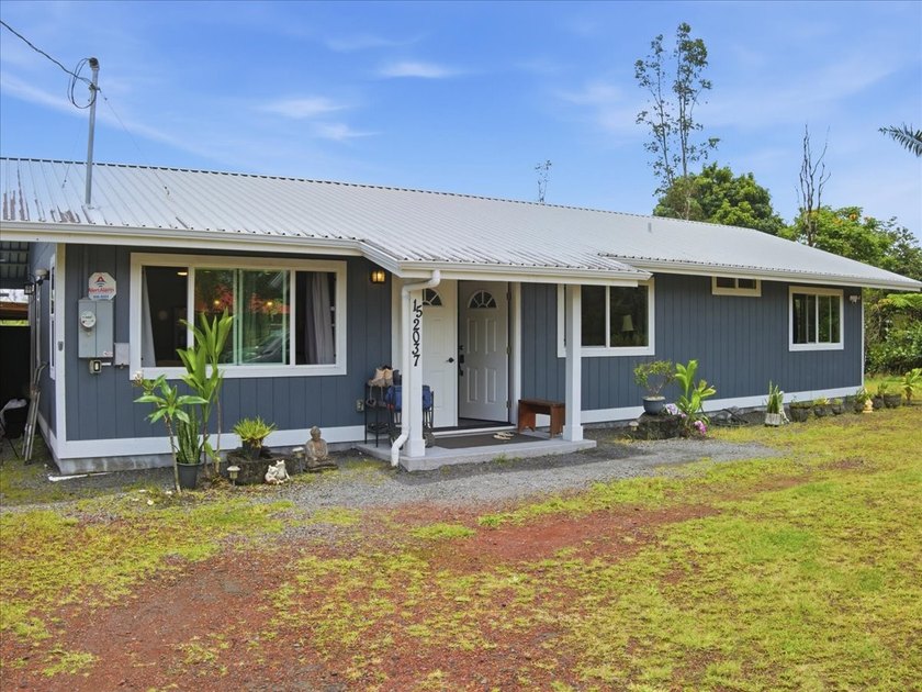 Newly built single-level home in Hawaiian Paradise Park, on a - Beach Home for sale in Keaau, Hawaii on Beachhouse.com