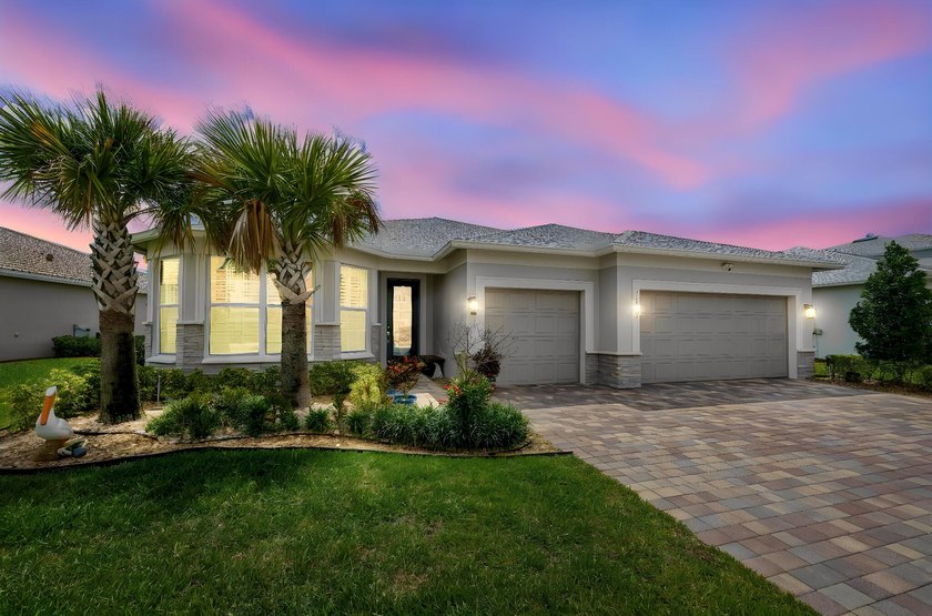 Welcome to this stunning, like-new 4-bedroom, 3-bath home with a - Beach Home for sale in Port Saint Lucie, Florida on Beachhouse.com