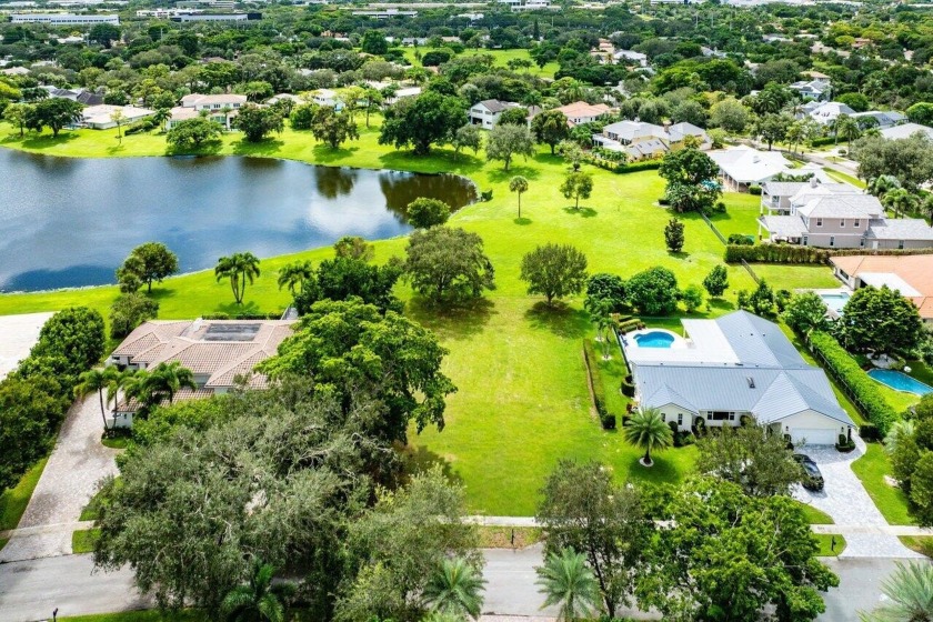 Prime Vacant Lot in Boca Bath & Tennis - A Rare Offering! An - Beach Lot for sale in Boca Raton, Florida on Beachhouse.com