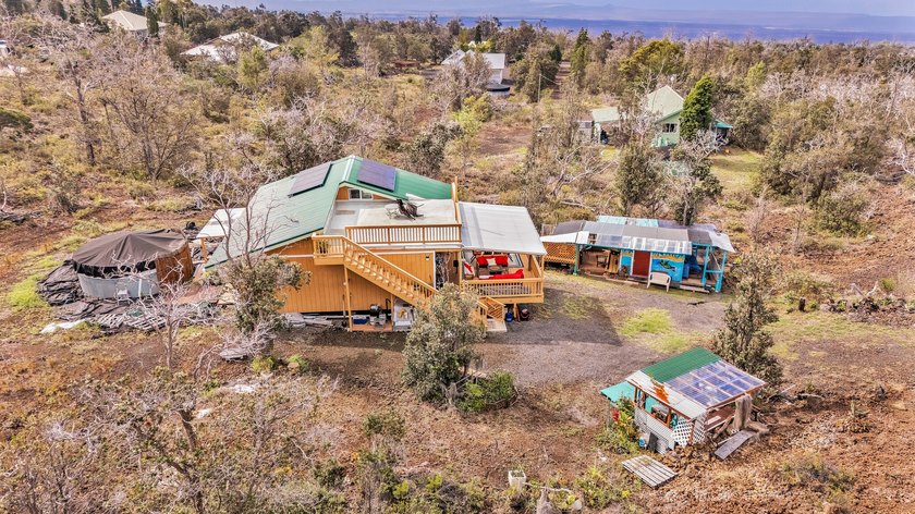 A RARE OPPORTUNITY FOR A VERSATILE OFF-GRID COMPOUND WITH SELLER - Beach Home for sale in Ocean View, Hawaii on Beachhouse.com
