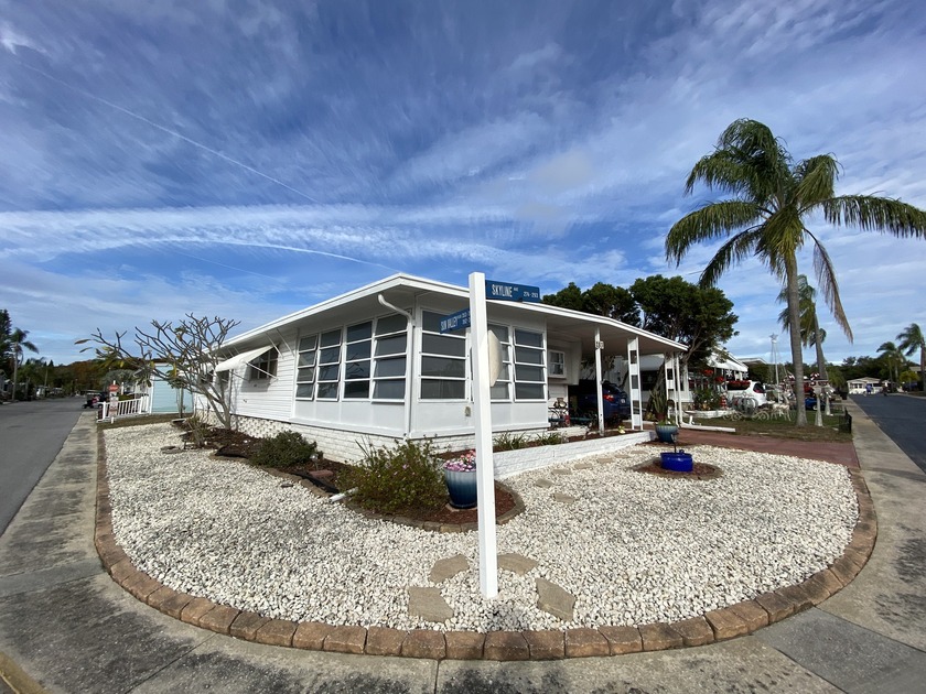 Stunning! Partially Furnished! 2/2 ** Home located in a premier - Beach Home for sale in Tarpon Springs, Florida on Beachhouse.com