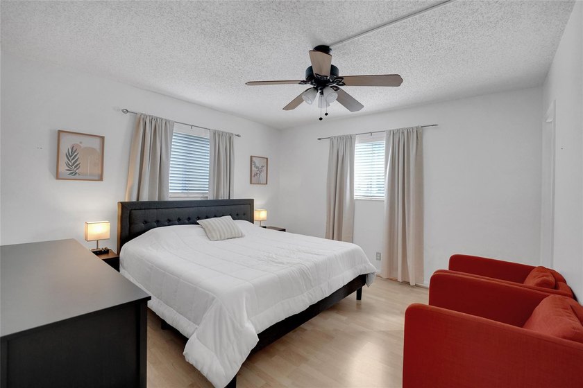 This beautifully maintained first-floor corner unit offers a - Beach Condo for sale in Pompano Beach, Florida on Beachhouse.com