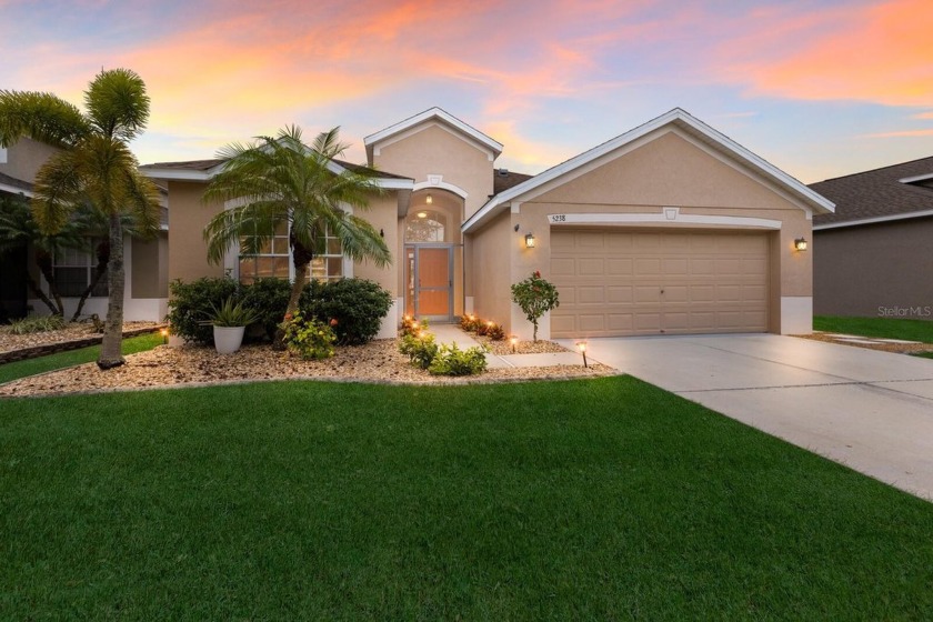 Searching for a home with stunning sunset views? Look no - Beach Home for sale in Apollo Beach, Florida on Beachhouse.com