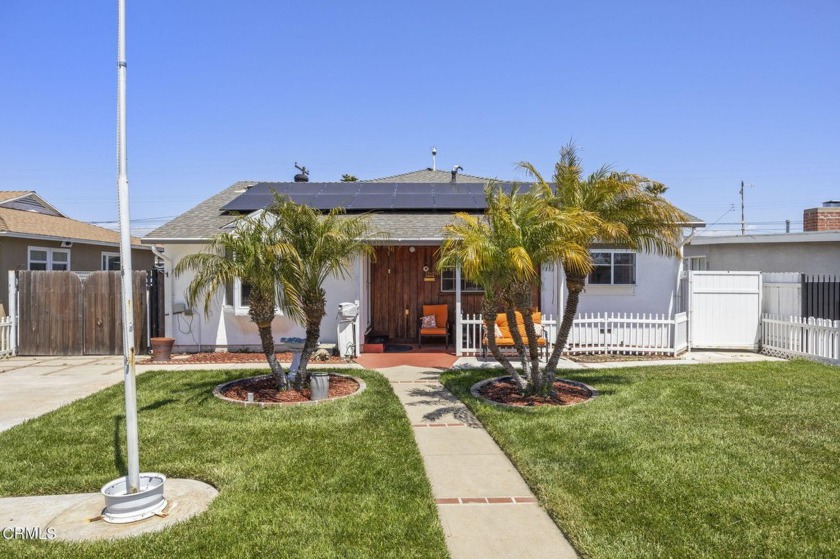 Solar-Powered Home with Pool.Welcome to your dream home in North - Beach Home for sale in Oxnard, California on Beachhouse.com