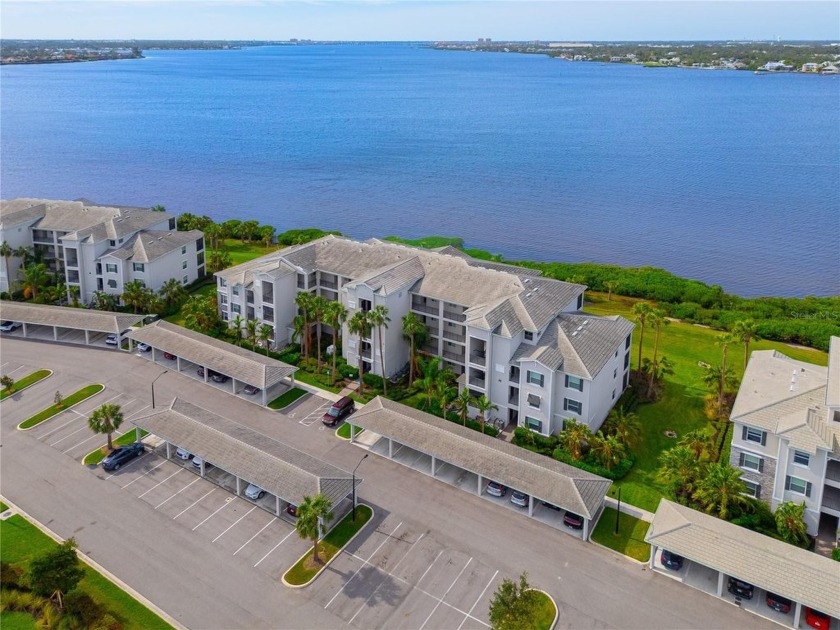 Boat slips available. Discover luxury living in Southwest - Beach Condo for sale in Bradenton, Florida on Beachhouse.com