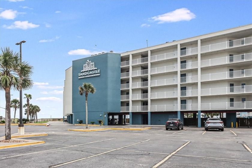 Sandcastle 106.  Attractive studio condo with views of the beach - Beach Condo for sale in Port Aransas, Texas on Beachhouse.com