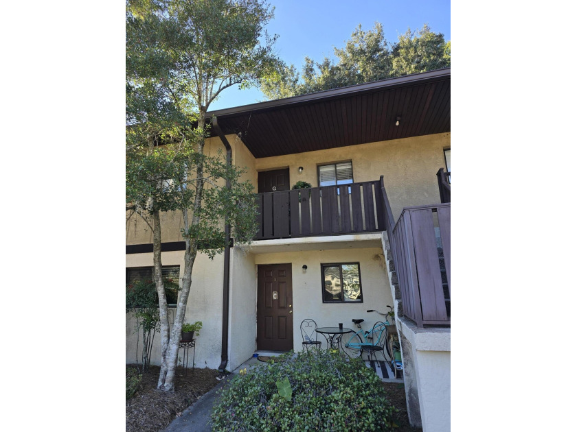 Enjoy Lowcountry living in this beautifully renovated 2BR/2BA - Beach Condo for sale in Charleston, South Carolina on Beachhouse.com