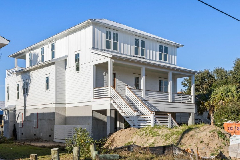 Custom new construction home with 5 bedrooms, 5.5 baths - Beach Home for sale in Isle of Palms, South Carolina on Beachhouse.com