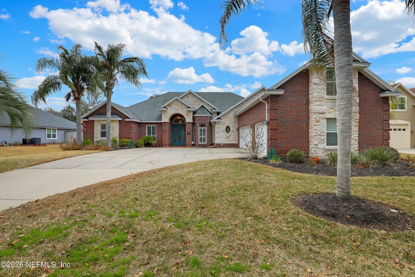 **NO HOA OR CDD**OPEN CONCEPT**NEWLY REMODELED** Welcome home to - Beach Home for sale in Fleming Island, Florida on Beachhouse.com