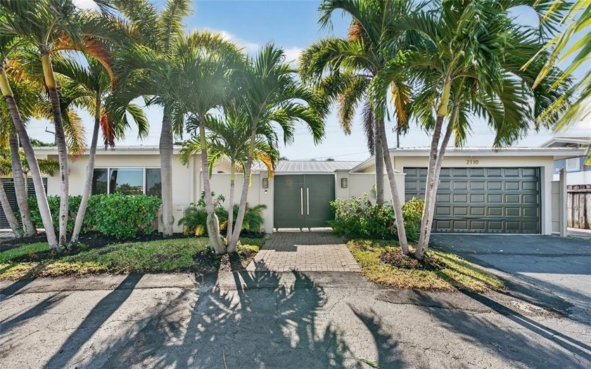 Renovated duplex in a prime area of E Ft Lauderdale featuring a - Beach Lot for sale in Fort Lauderdale, Florida on Beachhouse.com